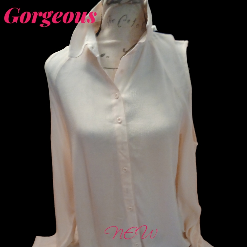 ROCKTOBER SPECIAL 5 DAY SALE! Only 1 left each size WOM TOPS FREE 🚢